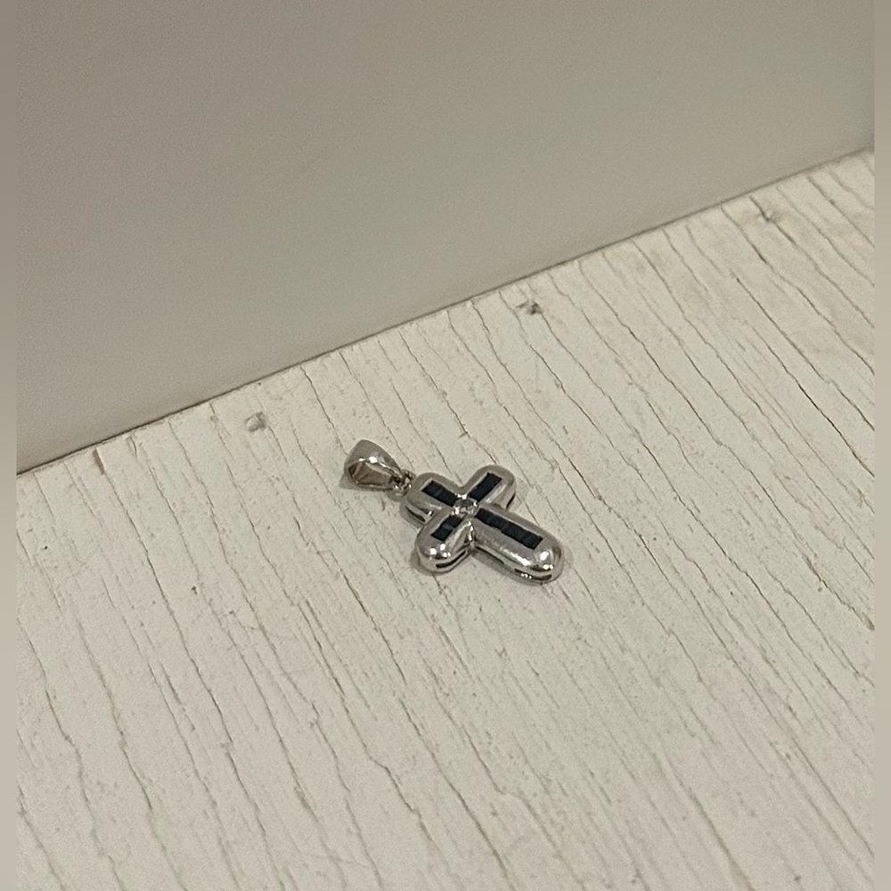Channel Set Dark Sapphire White Gold Cross Pendant - Picture 4 of 6